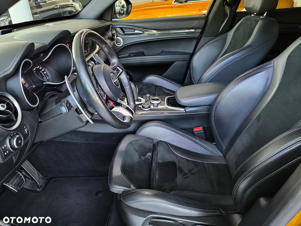 Alfa Romeo Stelvio 2.9 V6 Bi-Turbo Quadrifoglio Q4 - 12