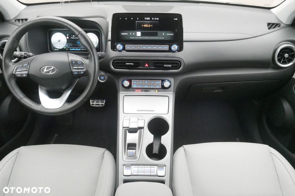 Hyundai Kona 64kWh Executive - 8