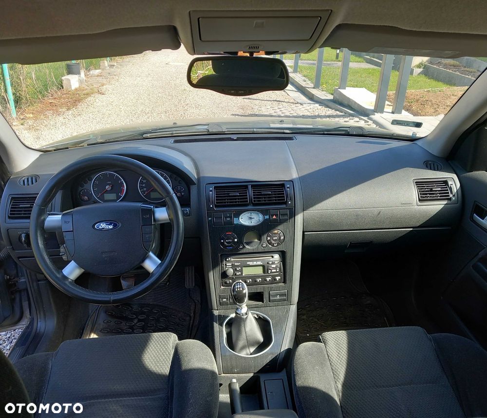 Ford Mondeo 2002 photo 3
