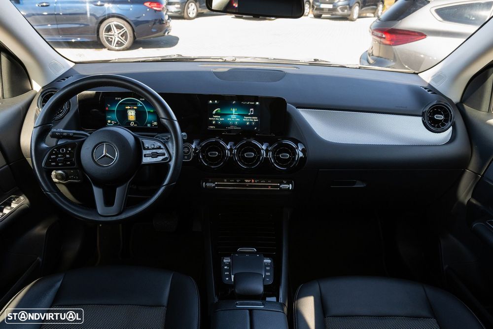 Mercedes-Benz GLA 180 d — fotografia 20