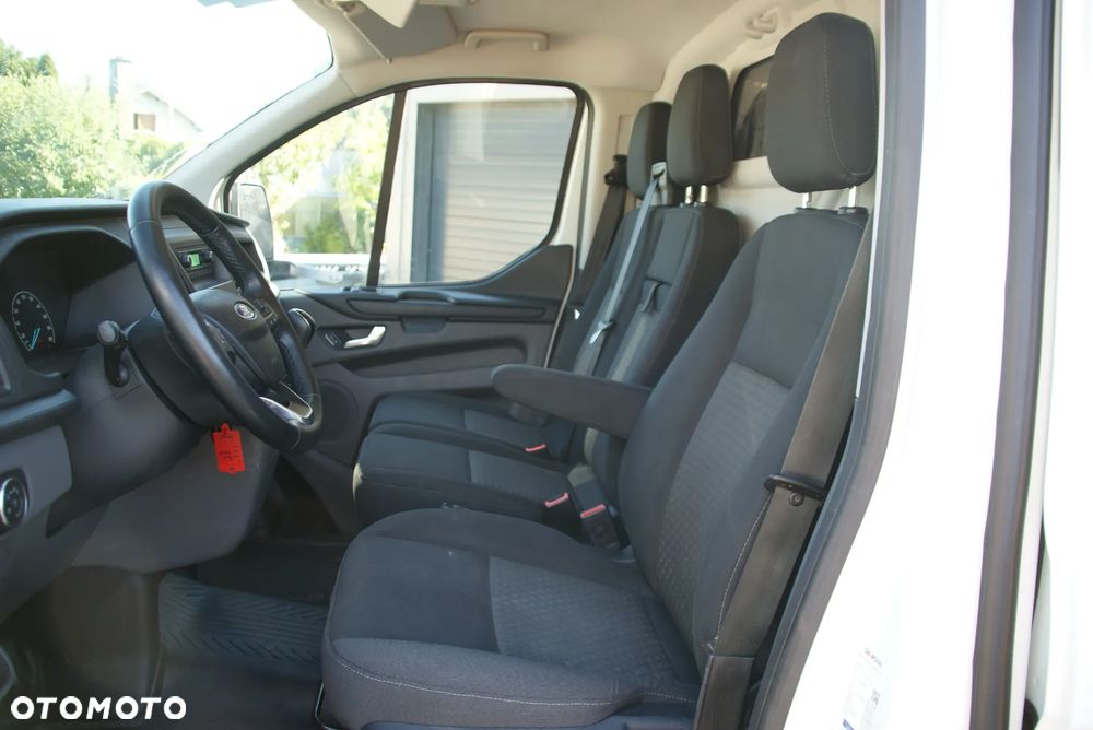 Ford Transit Custom - 22