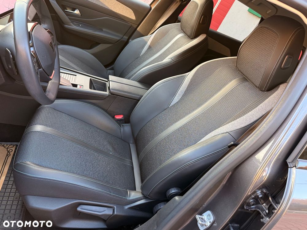 Peugeot 308 1.5 BlueHDi Active Pack Business S&S EAT8 - 24