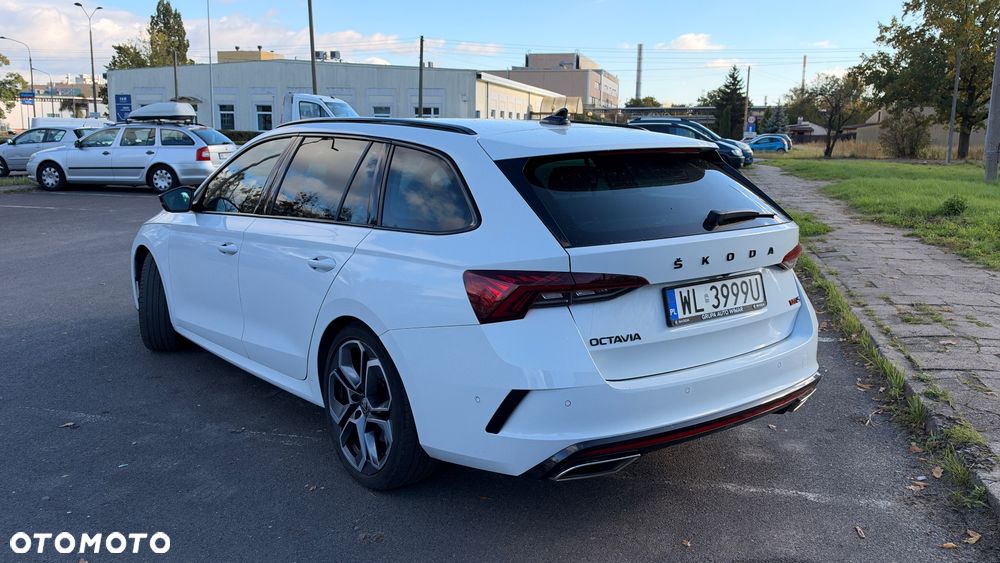 Skoda Octavia 2.0 TSI RS DSG - 4