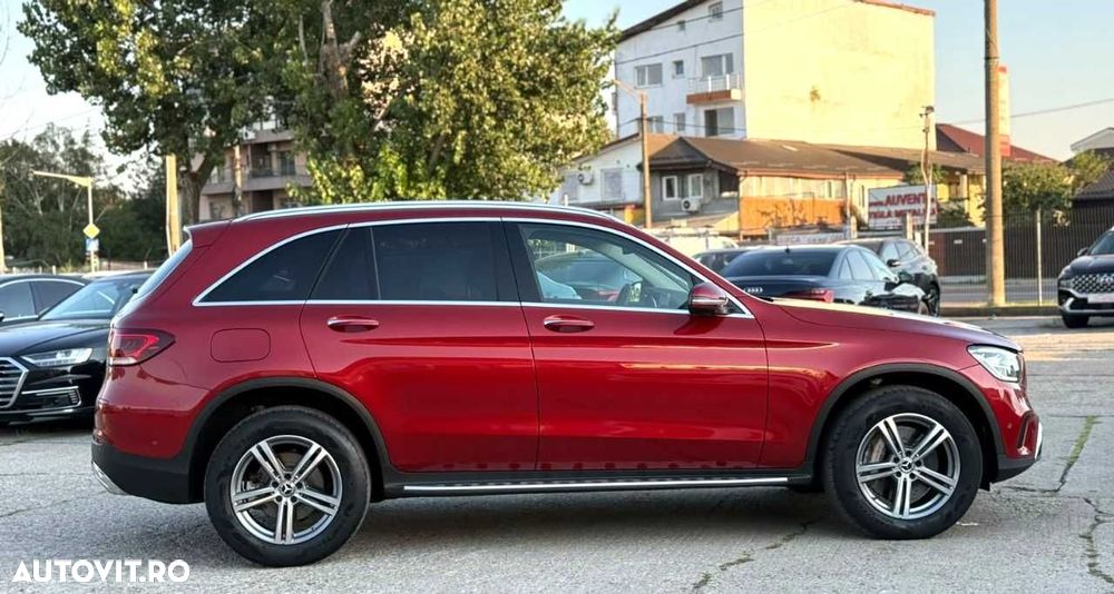 Mercedes-Benz GLC - 11