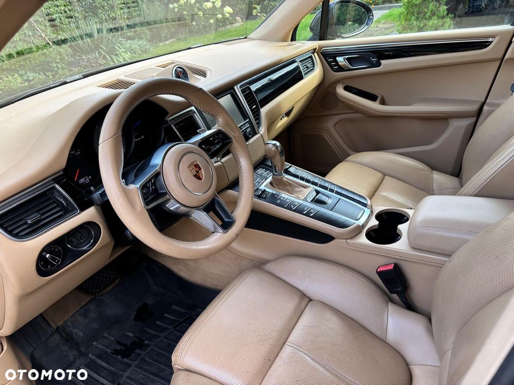 Porsche Macan S - 10