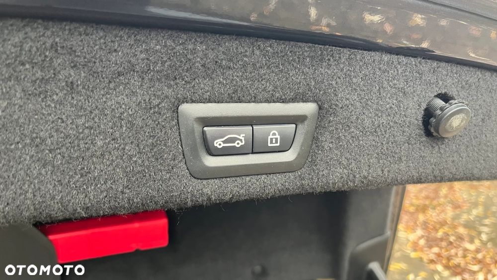 BMW Seria 7 740d xDrive - 24