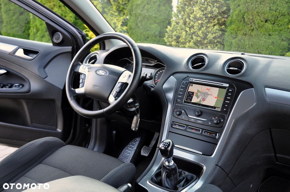 Ford Mondeo 2.0 TDCi Viva Titanium - 25