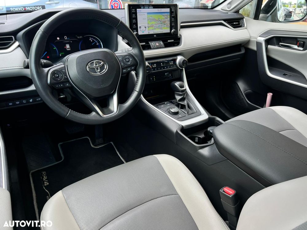 Toyota RAV4 2.5 VVT-iE 4x4 Luxury Premium - 17