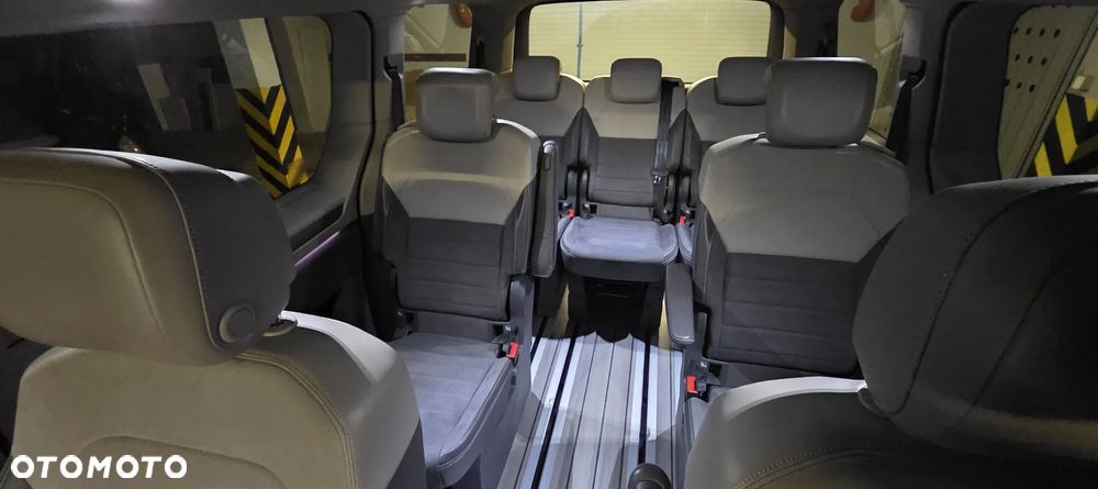 Volkswagen Multivan 2.0 TSI L2 Life DSG - 8