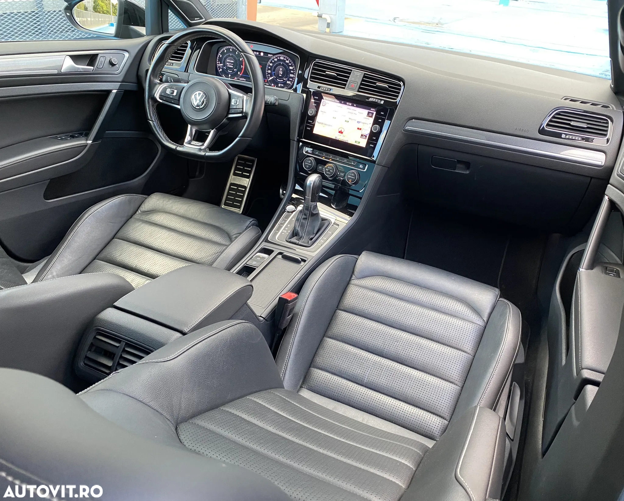 Volkswagen Golf 1.5 eTSI OPF DSG R-Line - 13