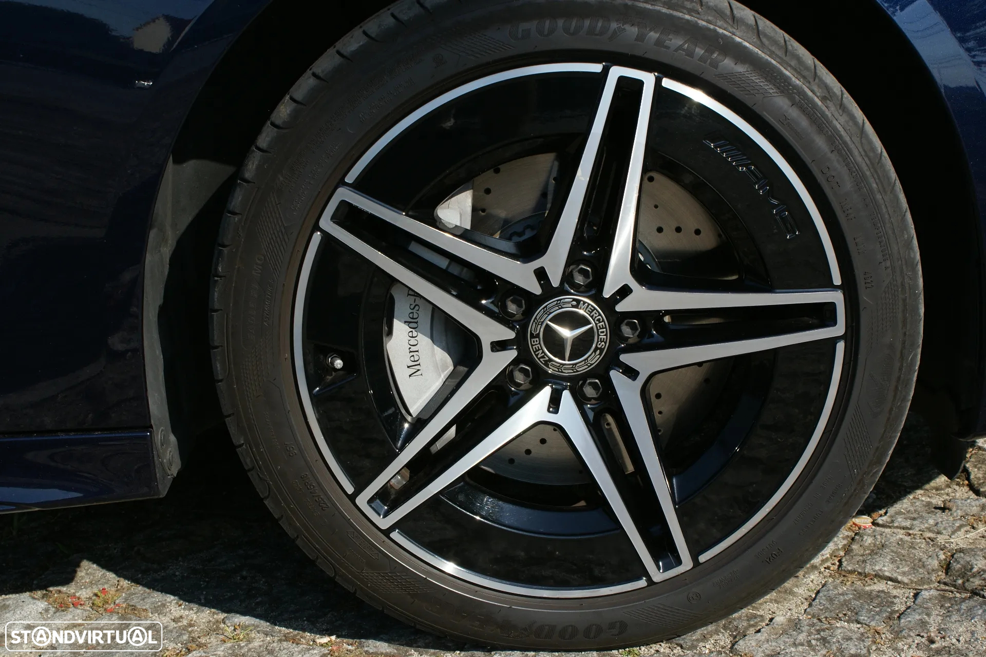Mercedes-Benz C 300 e AMG Line - 23