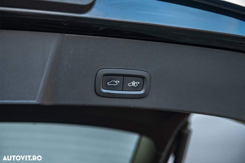 Volvo XC 40 - 36