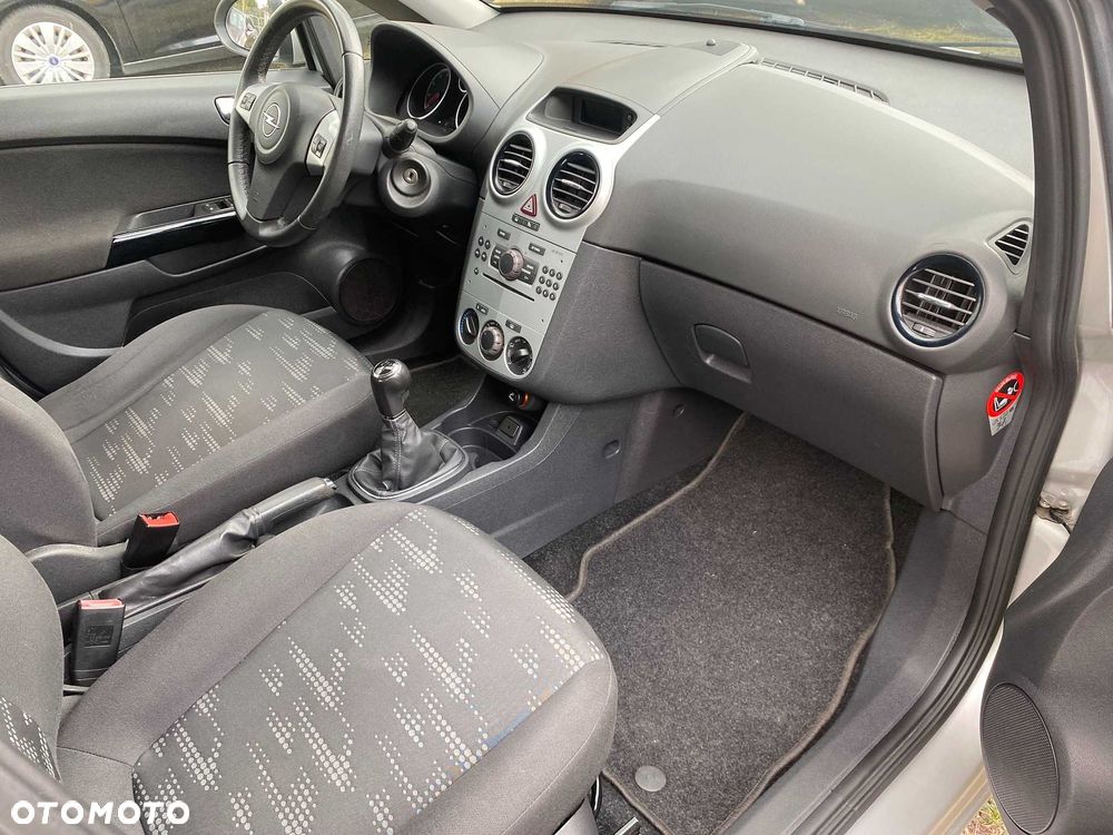 Opel Corsa - 3