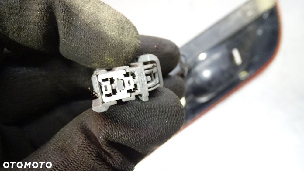 LAMPA PRAWA TYLNA FORD FOCUS MK2 LIFT 1.8 8M51-13404-A - 10