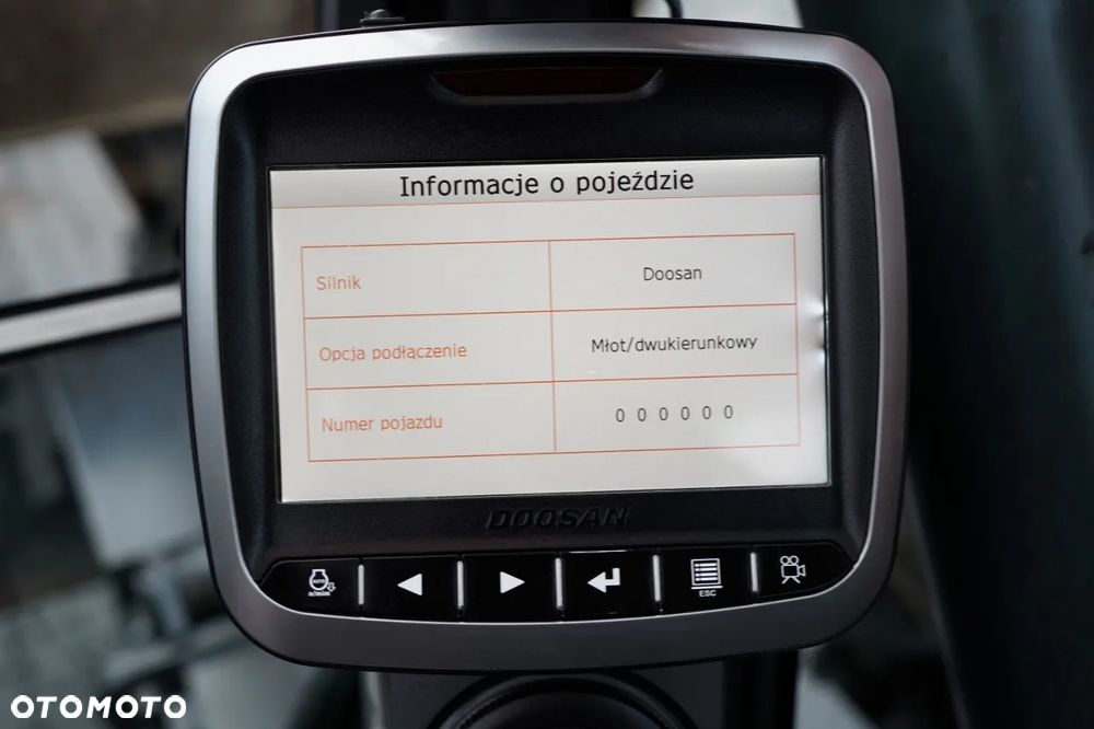 Doosan DX 140W / KOPARKA KOŁOWA / JOYSTICK /  POWERTILT OBROTNICA / 2019 ROK / - 35