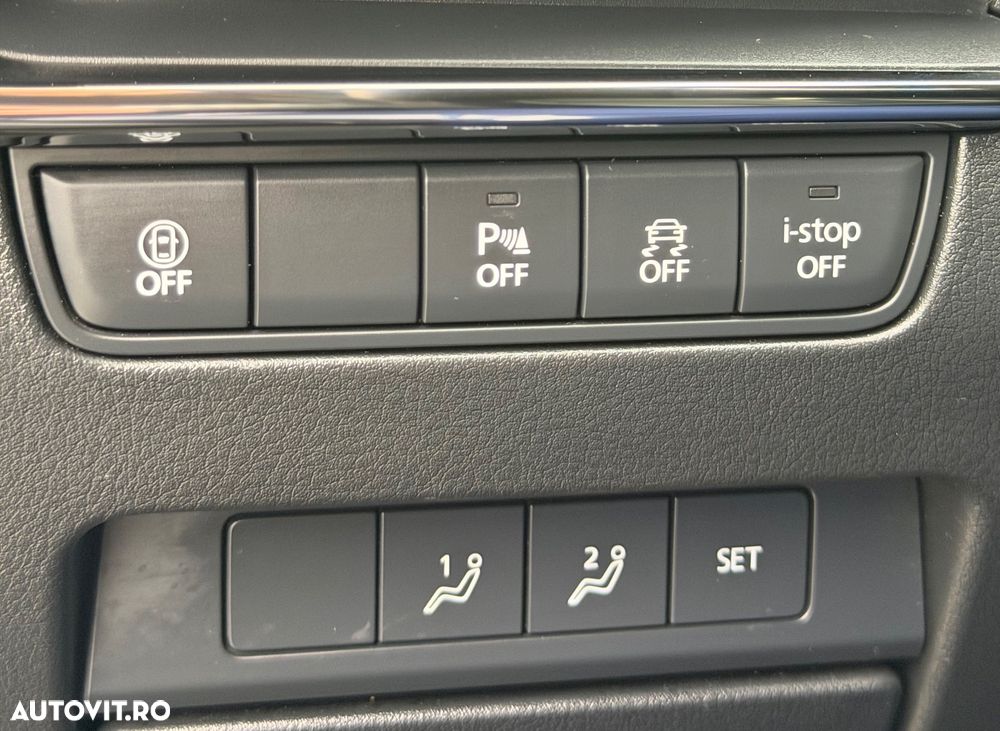 Mazda 3 e-SKYACTIV-X 186 M HYBRID TAKUMI - 13