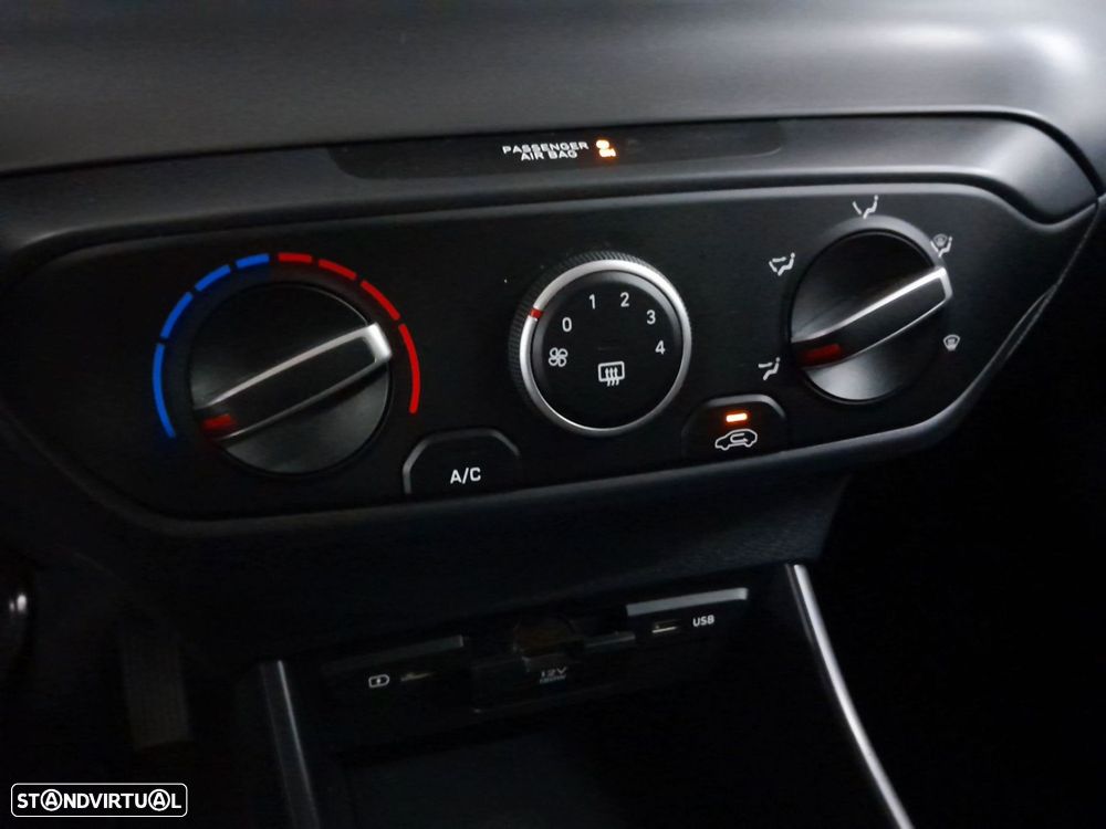 Hyundai i20 1.2 MPi Comfort - 17