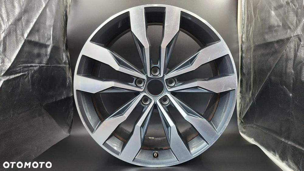 Felga Aluminiowa 19 VW T-Roc 5x112 ET 47 2GA601025F Suzuka - 1