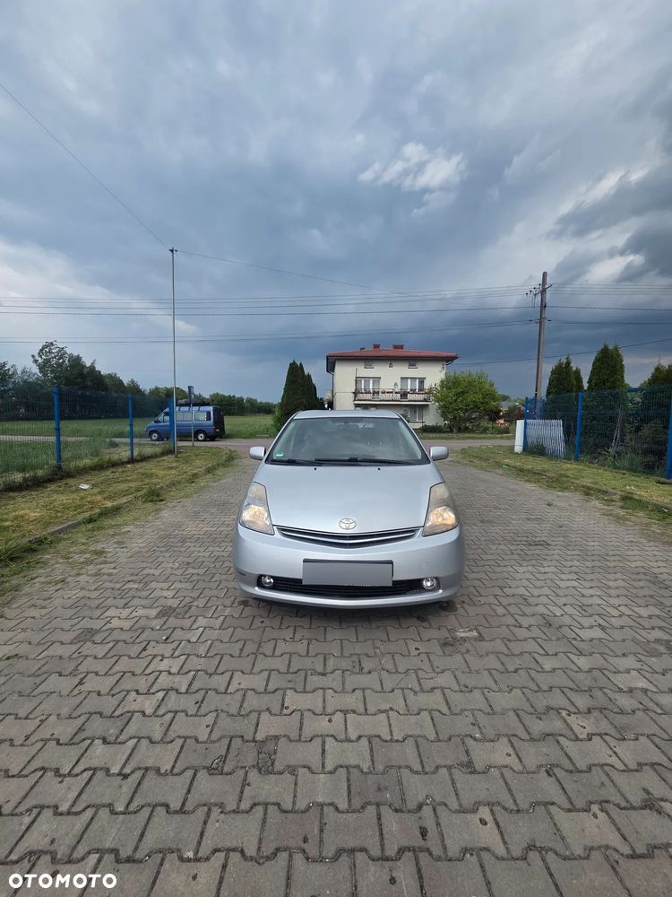 Toyota Prius 1.5 VVT-i Prestige - 6