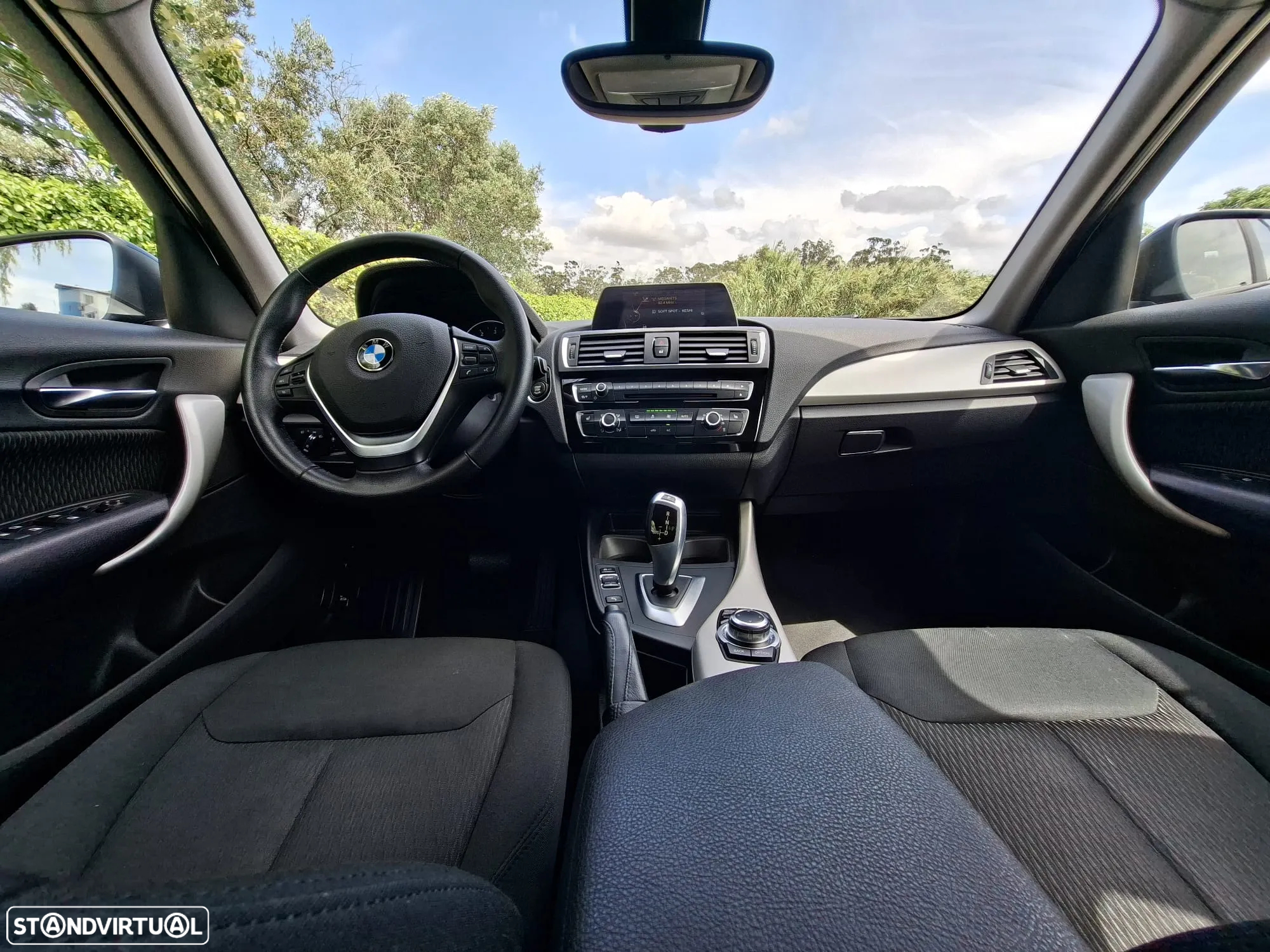 BMW 116 d Aut. Luxury Line - 22