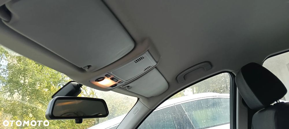 BMW Seria 3 - 37