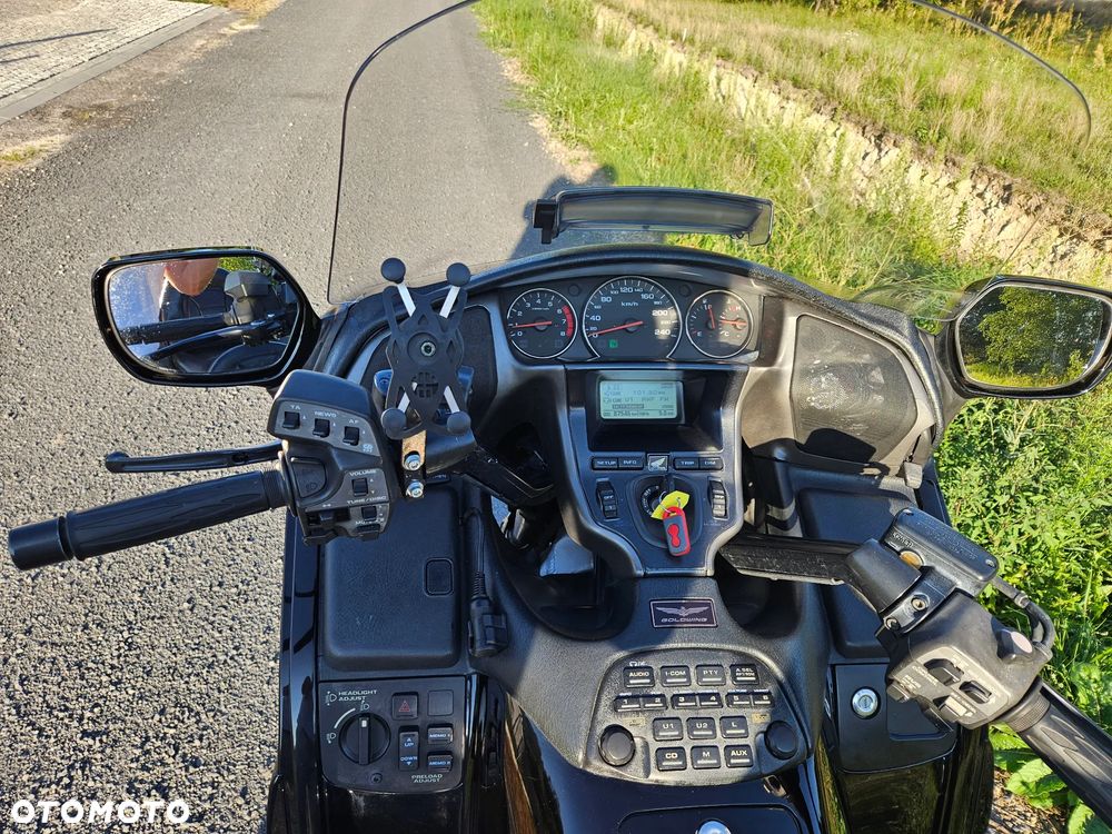 Honda GL - 9