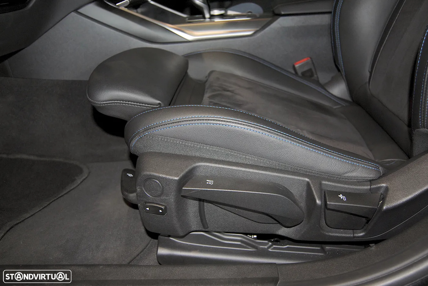 BMW 320 e Pack M Auto - 19