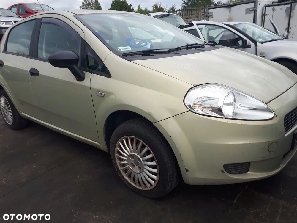 FIAT GRANDE PUNTO 05-09 1.2 8V ZACISK HAMULCOWY PRZOD PRAWY LEWY - 2