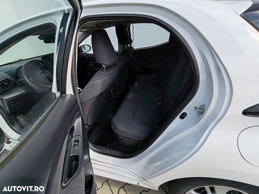 Toyota Yaris 1.5 VVT-i HSD Dynamic - 6