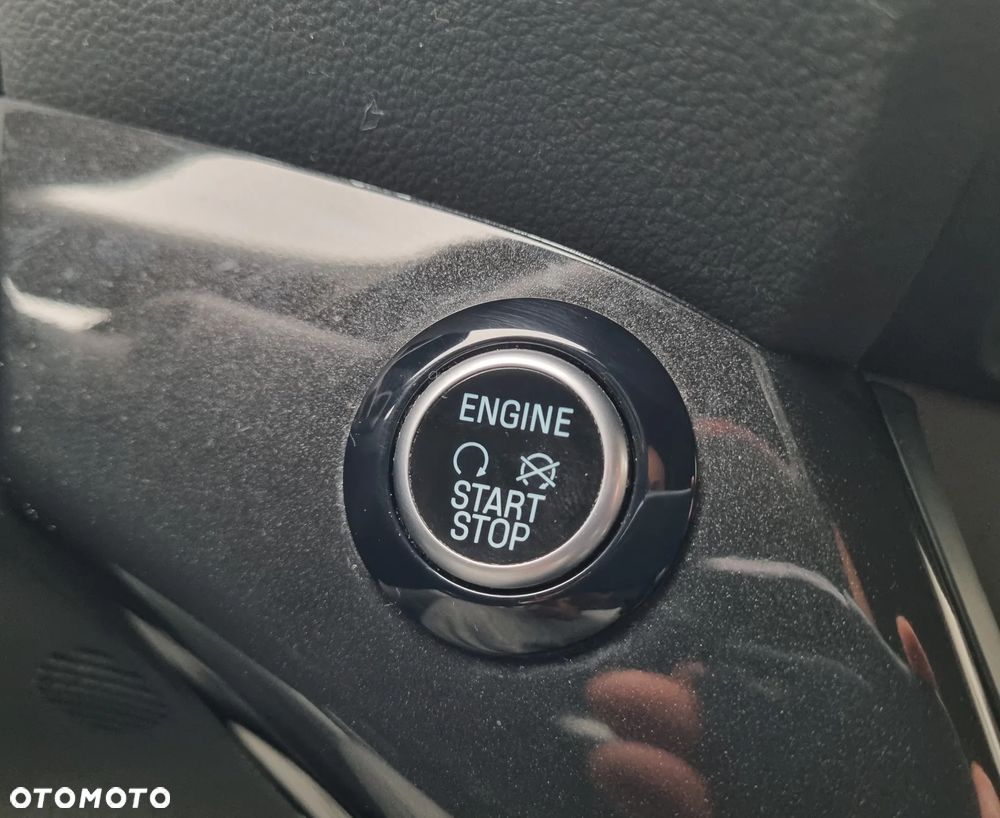 Ford Kuga 2.0 TDCi 4x2 ST-Line - 39