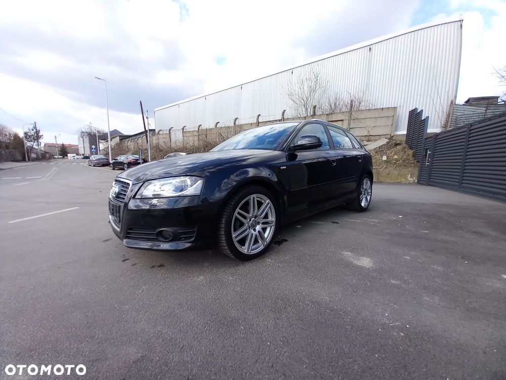 Audi A3 Sportback - 1