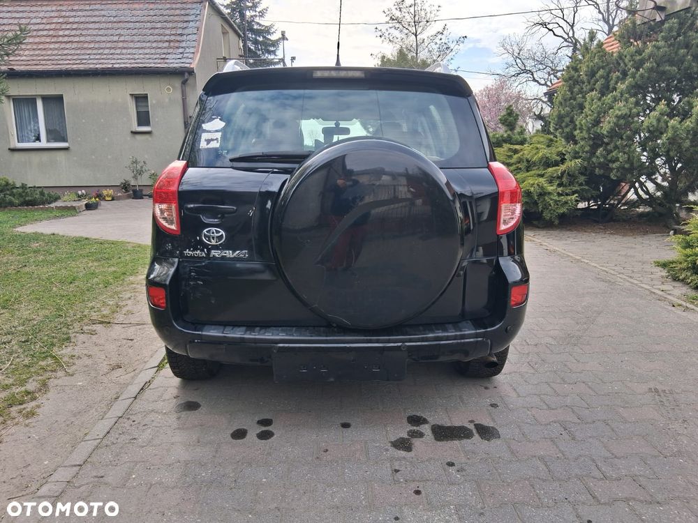 Toyota RAV4 2.2 D-4D 4x4 - 7