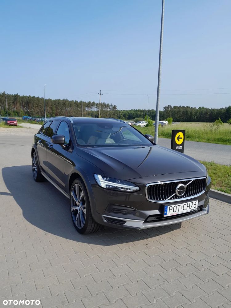 Volvo V90 D5 AWD Momentum - 2