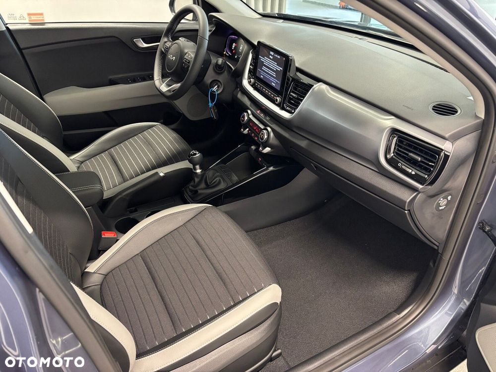 Kia Stonic - 21