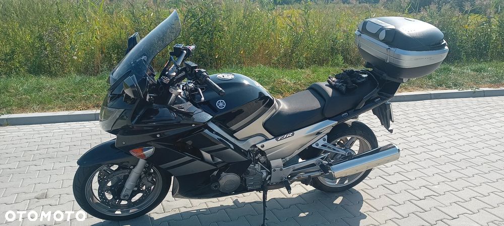 Yamaha FJR - 12