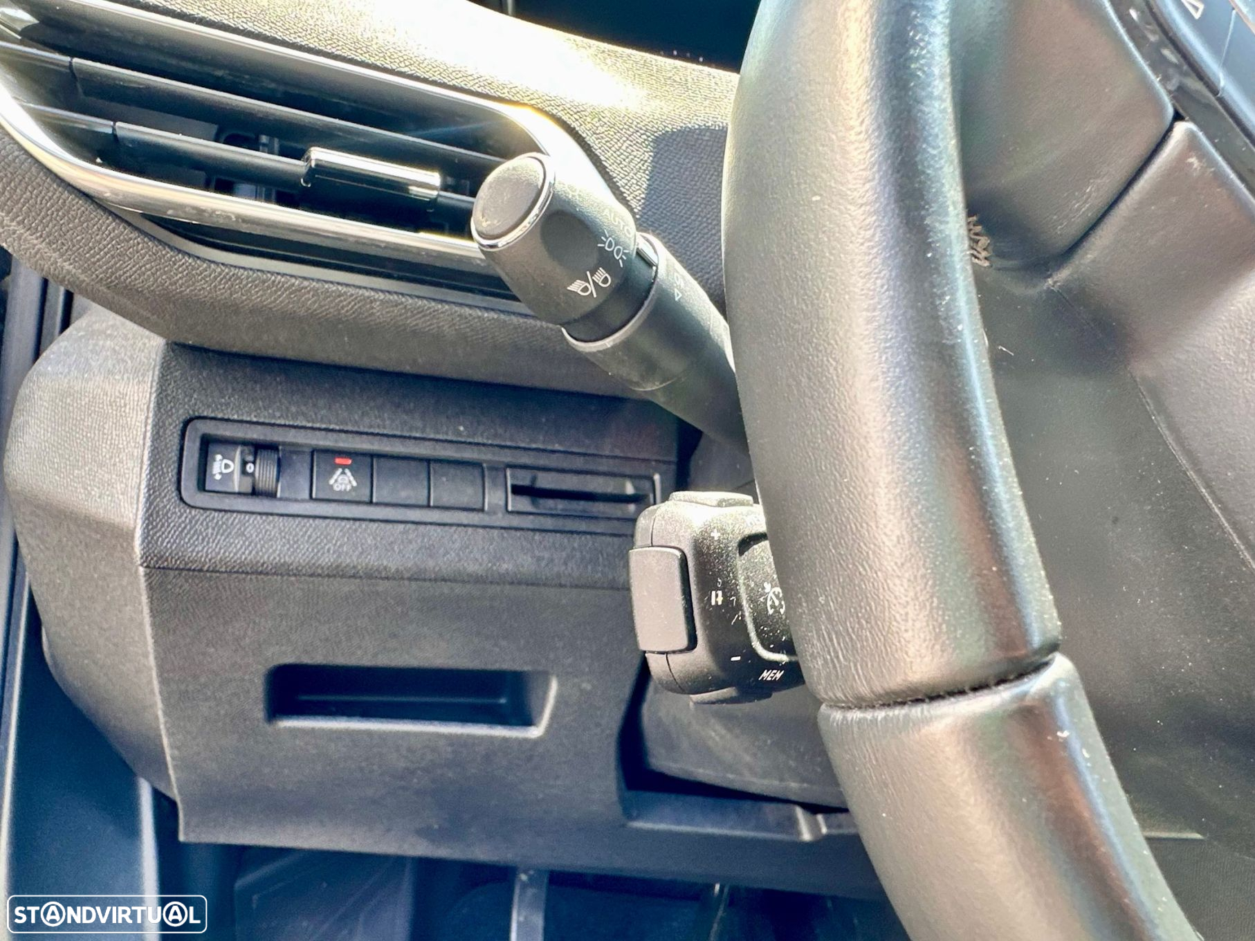 Peugeot 3008 1.2 PureTech Allure Pack - 21