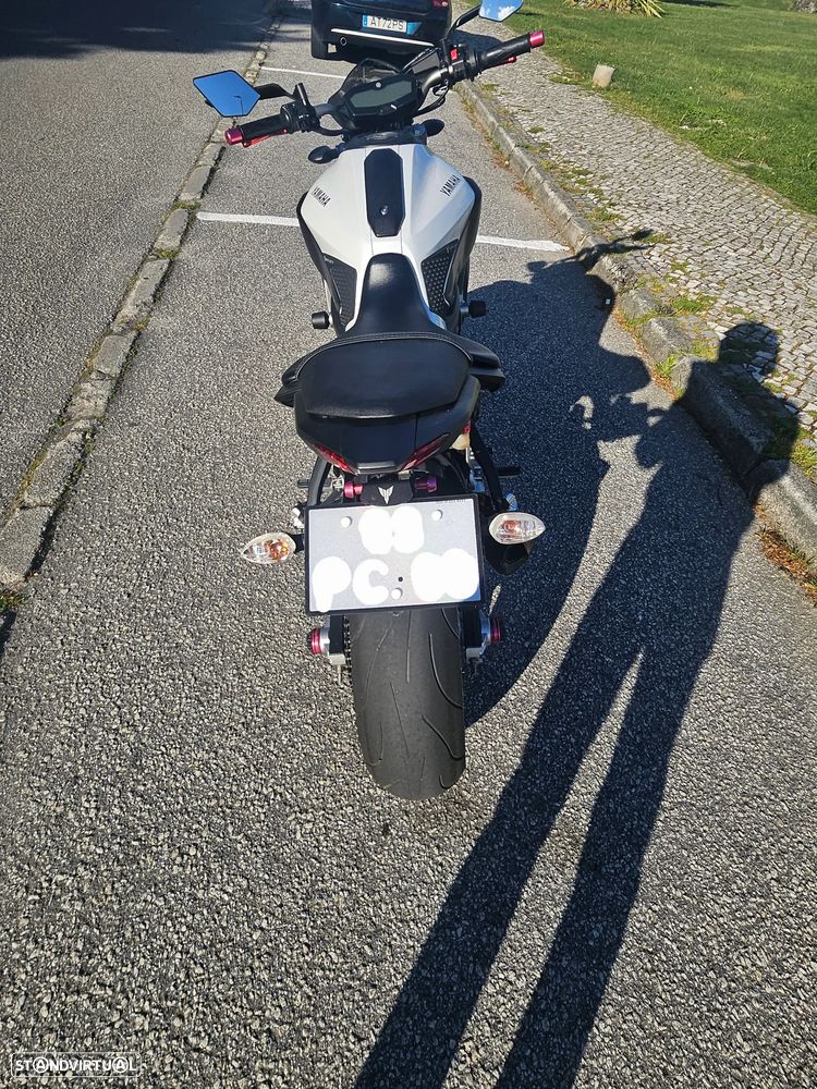 Yamaha MT-07 - 10