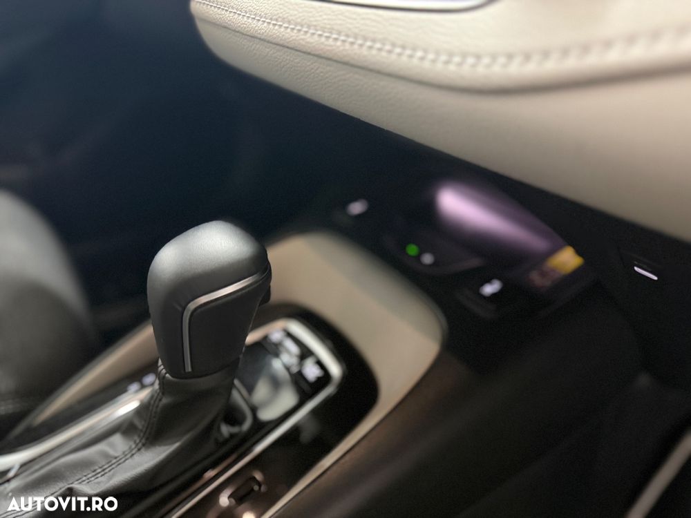 Toyota Corolla 1.8 HEV Dynamic - 13