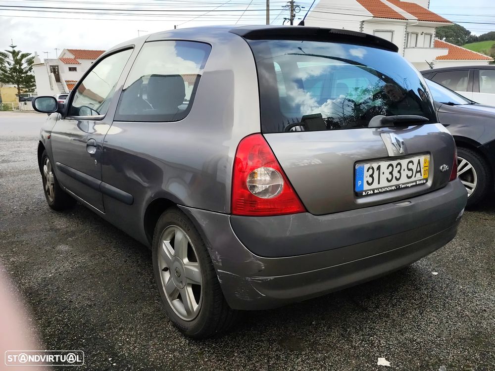 Renault Clio 1.2 16V Dynamique - 3