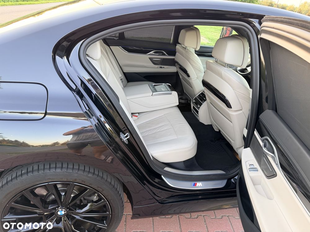 BMW Seria 7 750d xDrive - 11