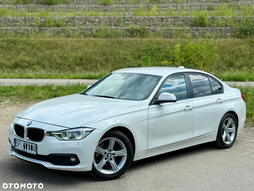 BMW Seria 3 318d - 24