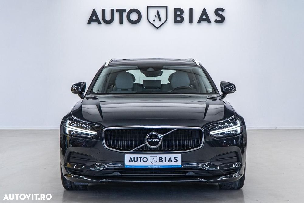 Volvo V90 D3 Geartronic Momentum Pro - 23