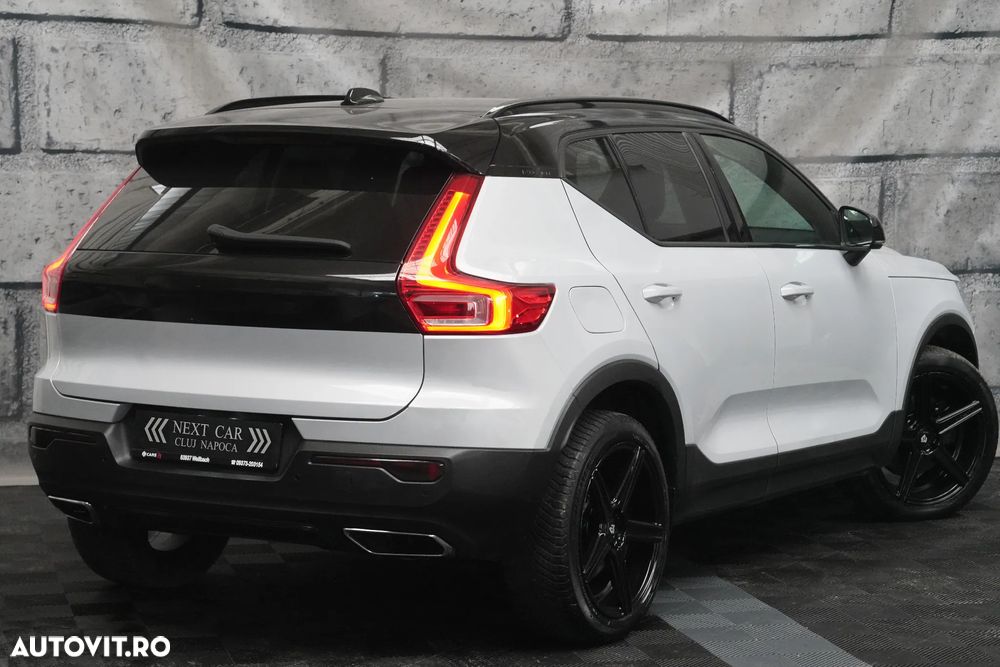 Volvo XC 40 D4 AWD Geartronic R-Design - 4