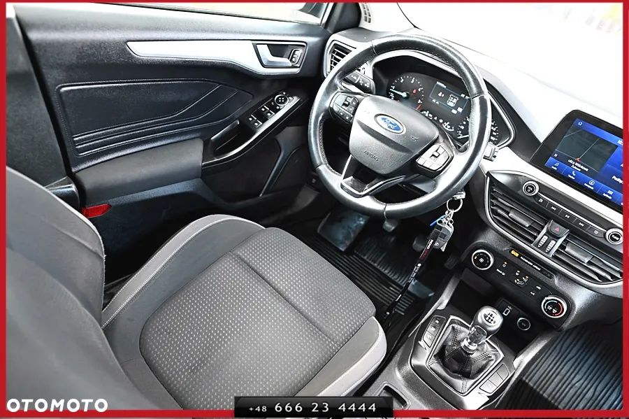 Ford Focus 1.5 EcoBlue STart-Stopp-System TITANIUM - 16