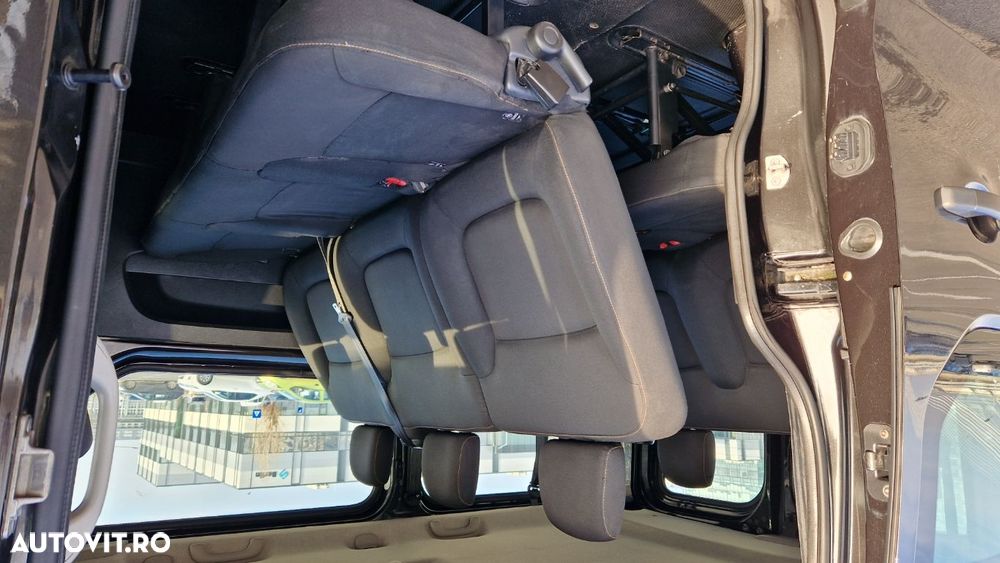 Renault Trafic - 13