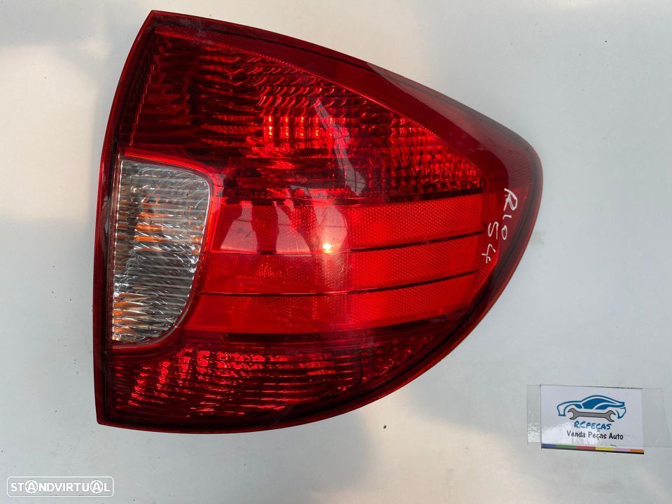 FAROLIM FAROLINS TRASEIRO TRÁS DIREITO ORIGINAL 92401FD070 92401FD 070 KIA RIO I 1 MK1 DC LS WAGON CARRINHA 1.3i 75CV A3E - 1