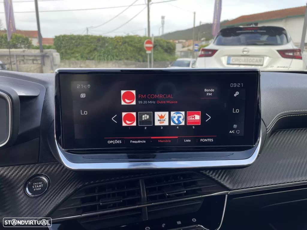 Peugeot 2008 1.2 PureTech GT Line EAT8 - 34