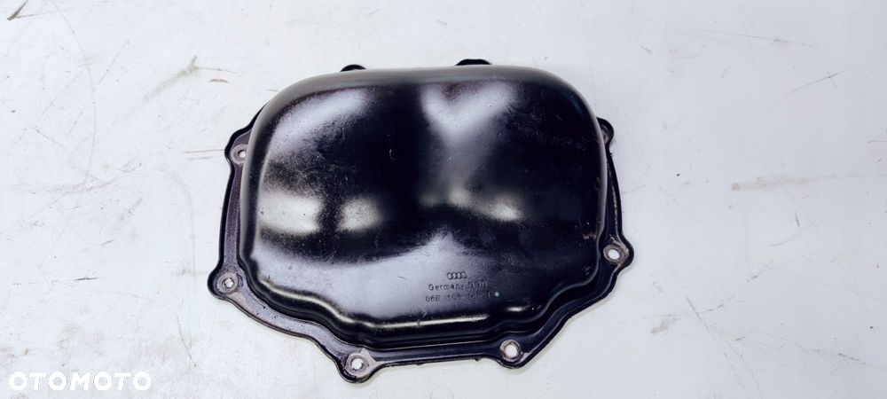 OBUDOWA ROZRZĄDU PRAWA AUDI A4 A6 3.2 06E109286F - 1