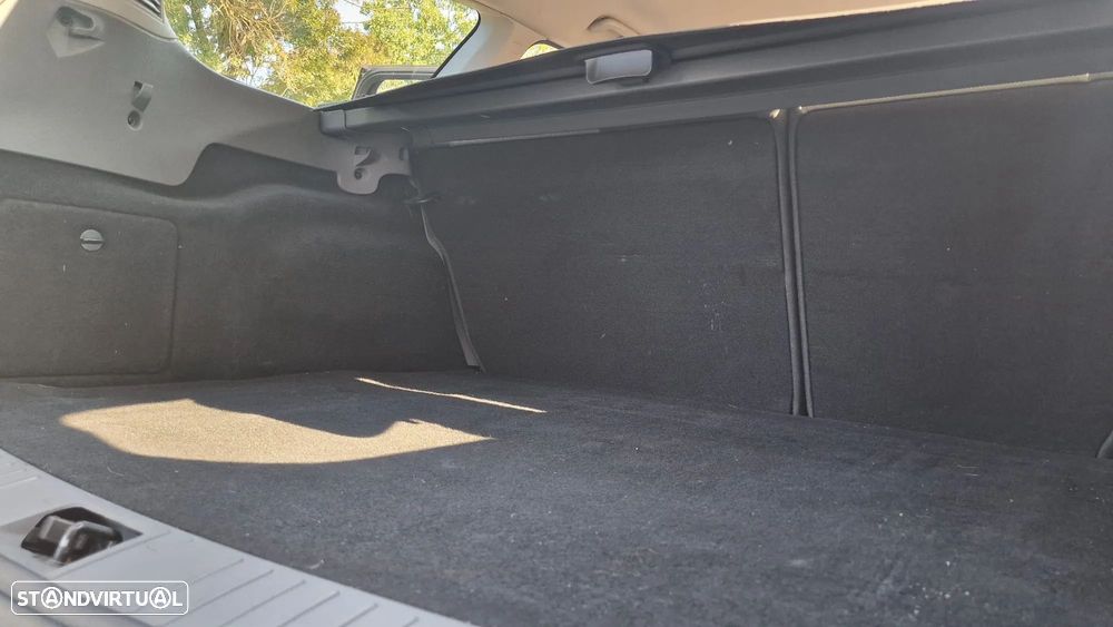 Ford Focus SW 1.6 TDCi Trend - 22