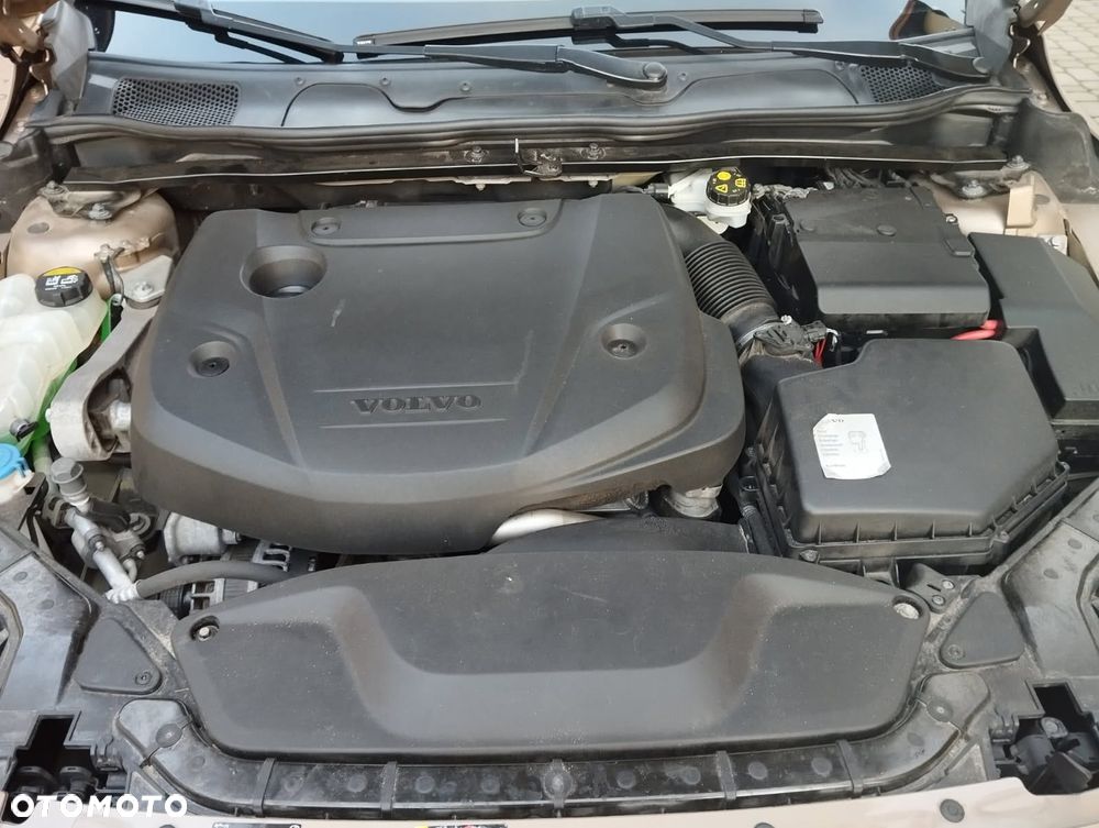 Volvo V40 D2 - 8